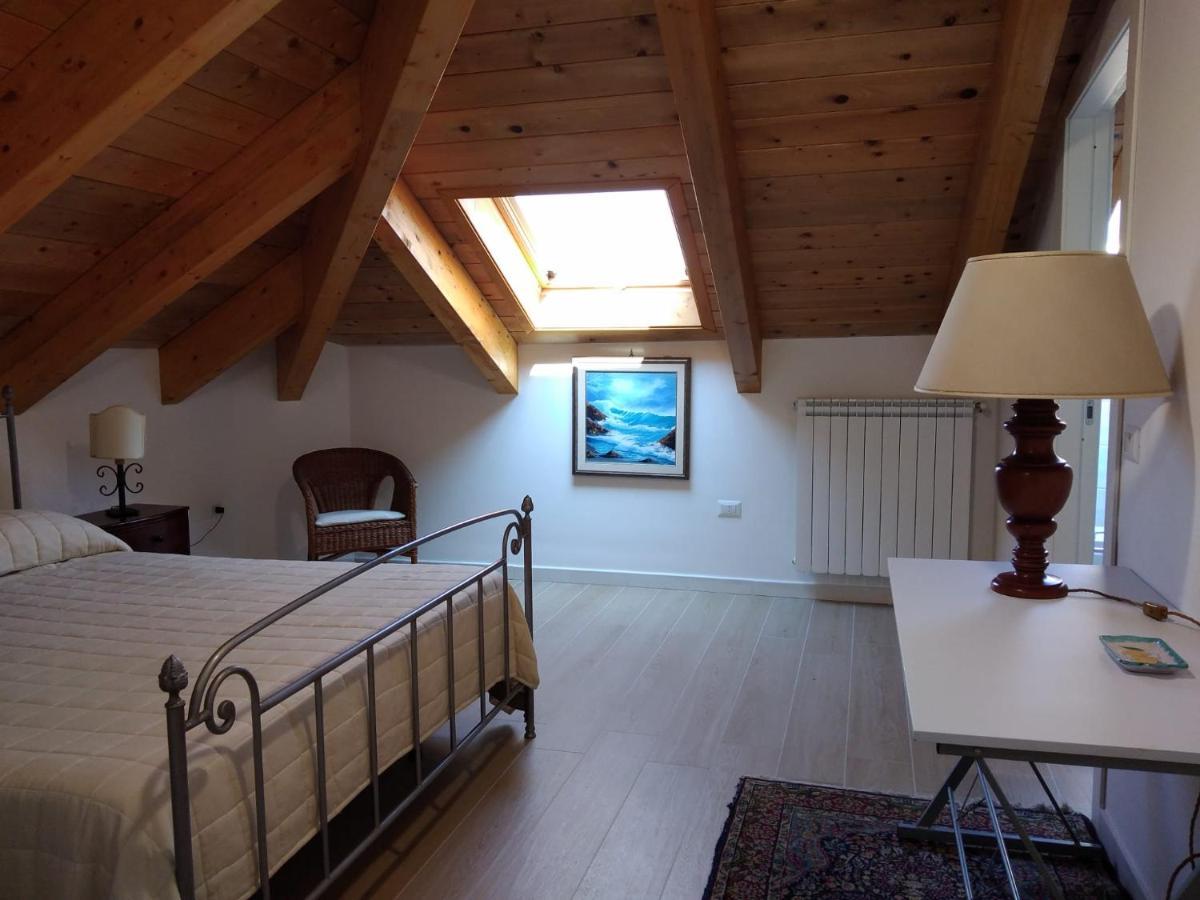 Villa Pellicano -Il Nido カステッランマーレ・ディ・スタービア エクステリア 写真